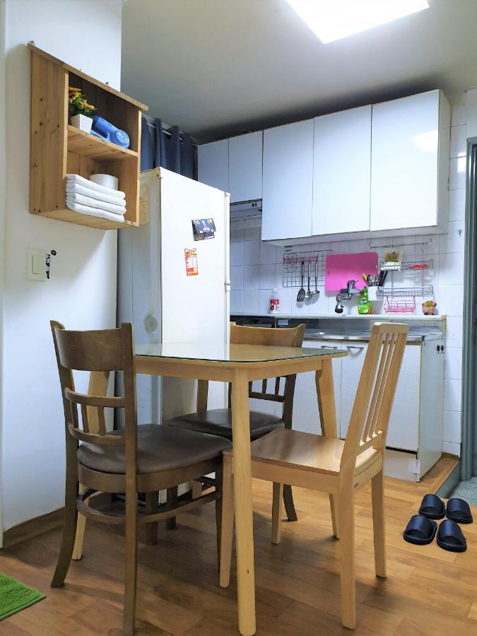 Ewha Hostel Сеул Экстерьер фото
