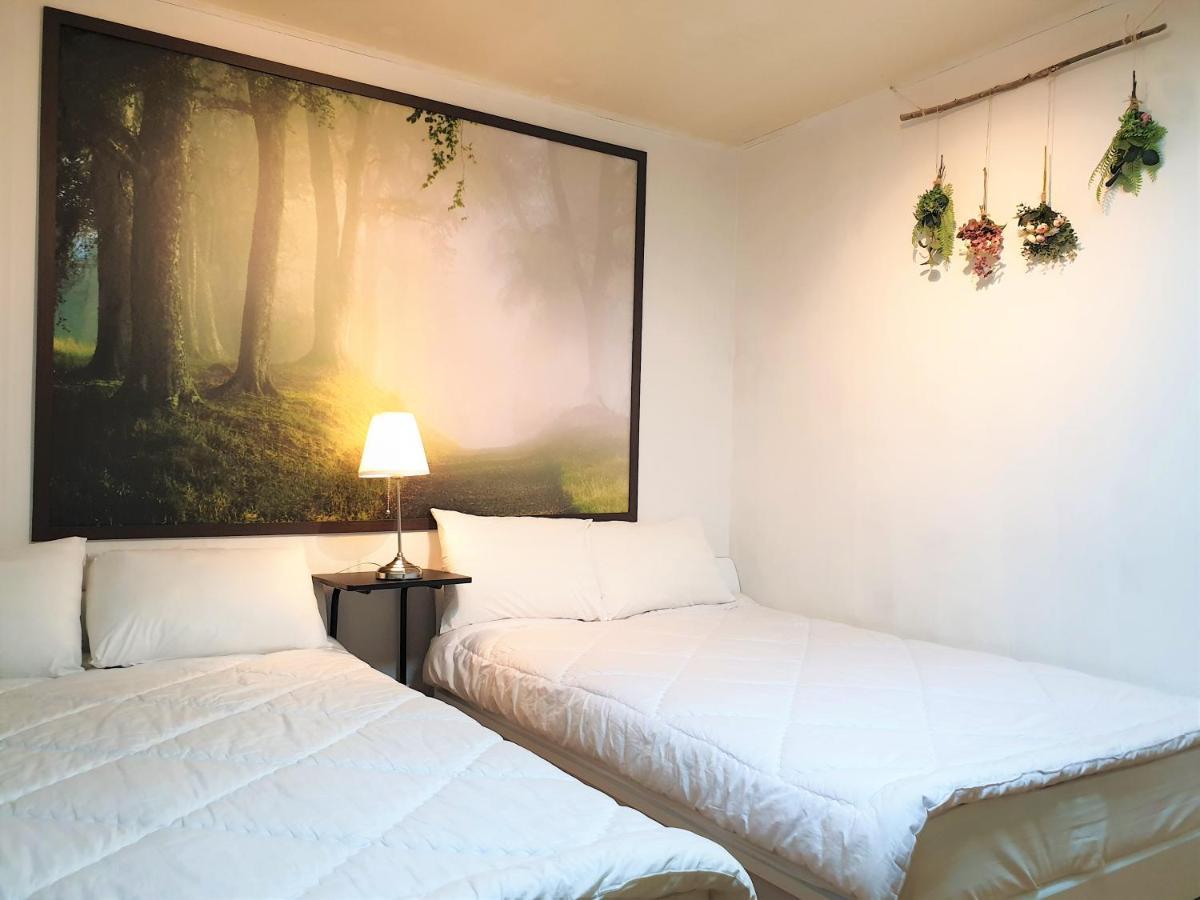 Ewha Hostel Сеул Экстерьер фото