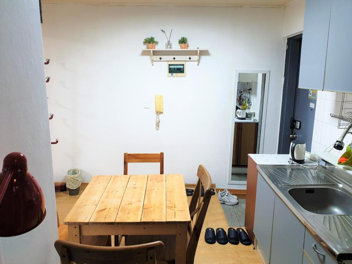 Ewha Hostel Сеул Экстерьер фото