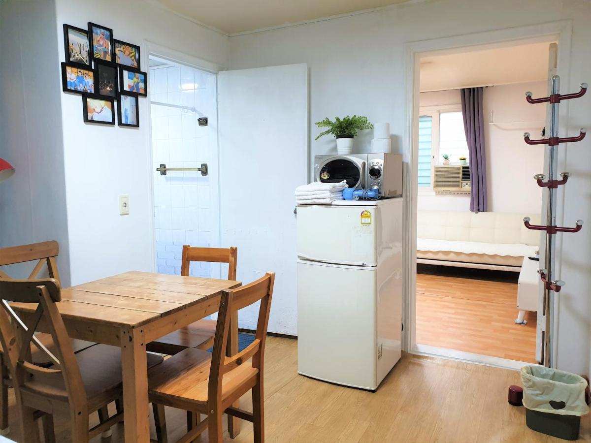 Ewha Hostel Сеул Экстерьер фото