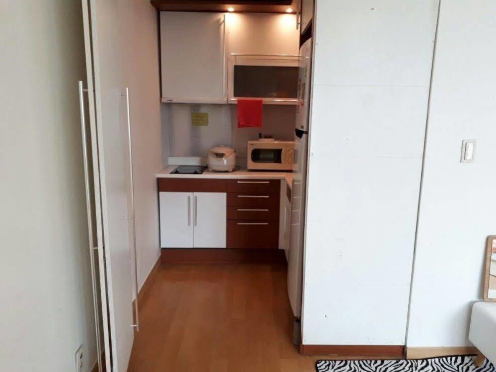 Ewha Hostel Сеул Экстерьер фото