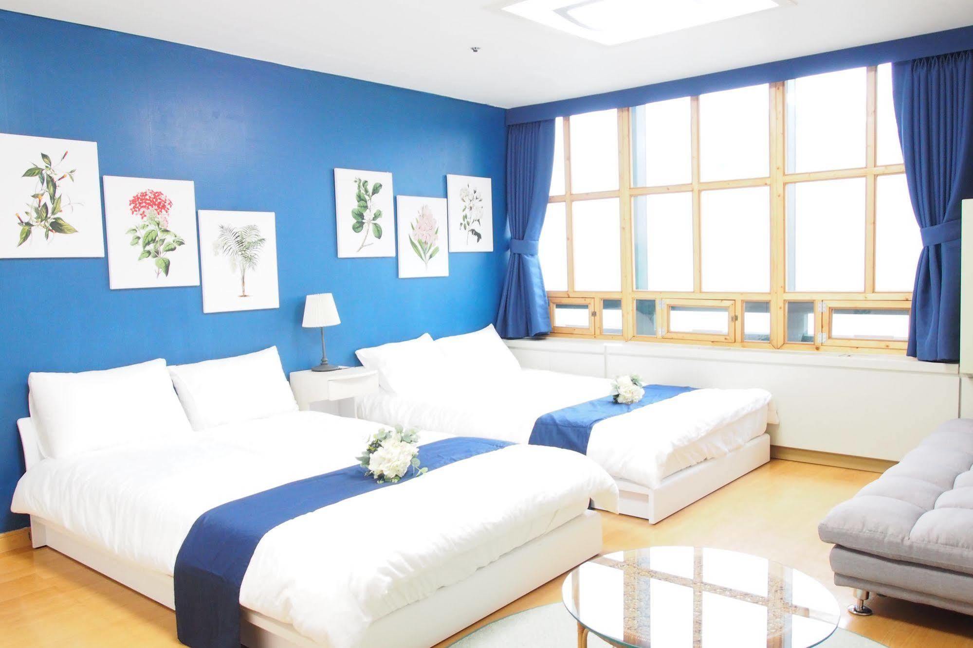 Ewha Hostel Сеул Экстерьер фото